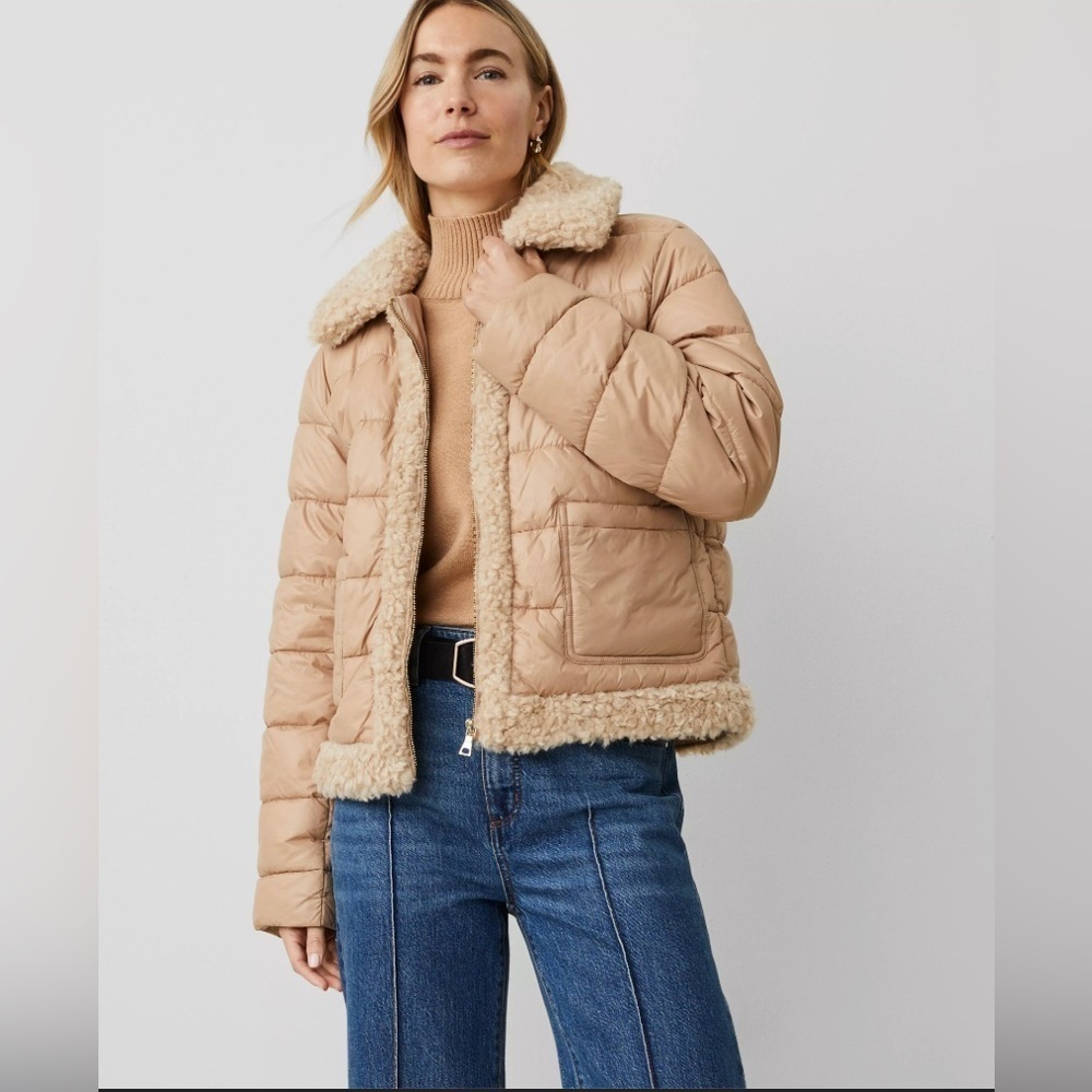 Ann Taylor Jacket Women’s XS Weekend Collection Faux Fur Trim Puffer Coat